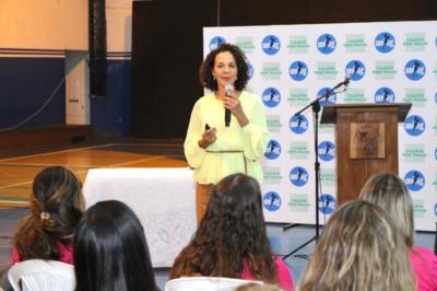 Mazé Lima emociona e inspira público em palestra promovida pela ACIG e Sebrae Minas em Guaxupé