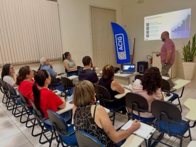 “Café com Empresários” na ACIG destaca planejamento estratégico para 2025